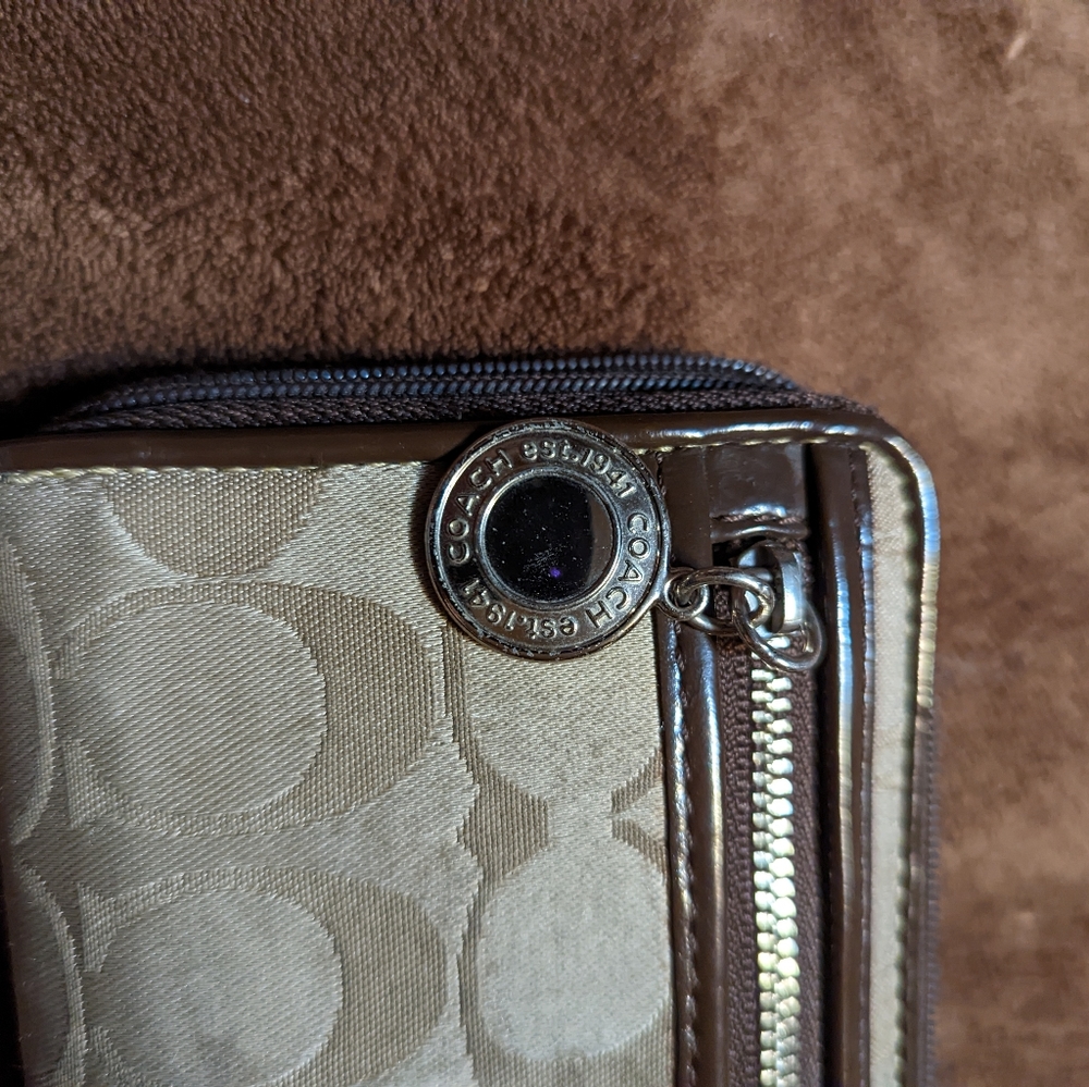 Coach wallet - Picture 2 of 7